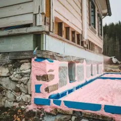 Jak wzmocnić fundamenty: skuteczne metody na stabilność budynku